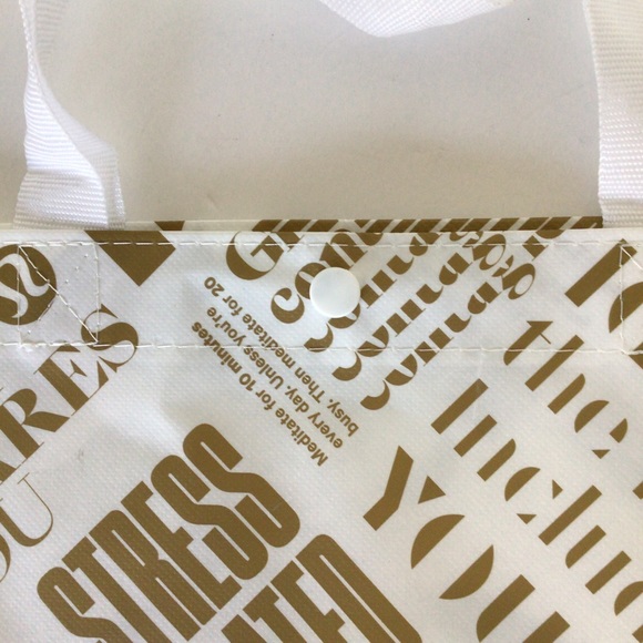 LULULEMON LARGE MANIFESTO TOTE BAG - Picture 7 of 13